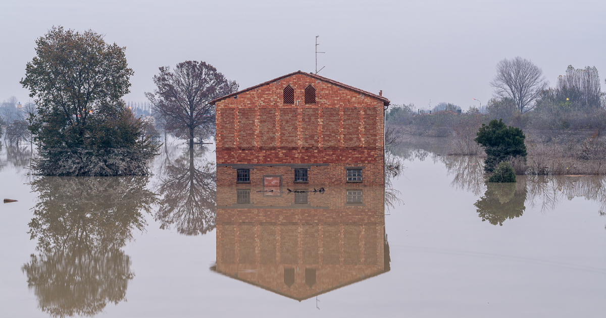 abestos flooding